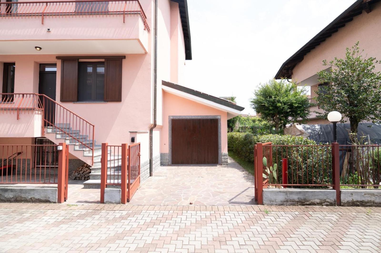 Design Villa-Milano & Rho Fiera Sedriano ภายนอก รูปภาพ
